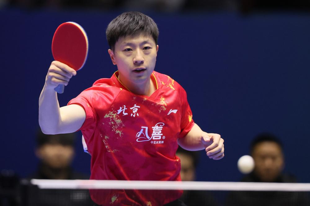 杨瀚森首发后各界说啥？韩乔生谈慢热，美媒称赞，被指无首发实力