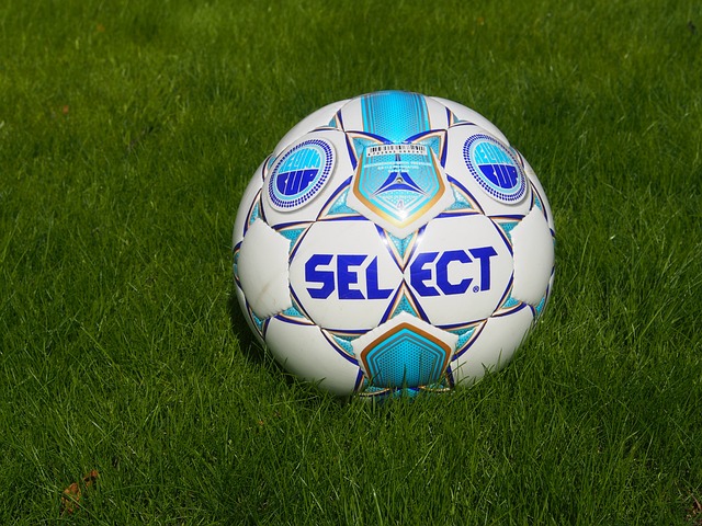 次关于容颜 次关于容颜