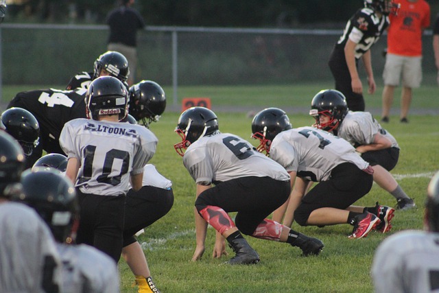 史上最惨一战！勇士三节打崩马刺创纪录，波神27+6+5率队轰148分，圣城球迷提前离场见证四连败惨案！.