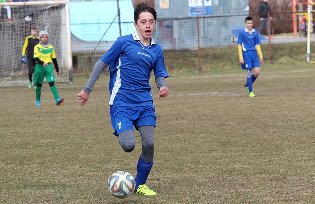 20岁花滑女神挺孕肚表演 曾获北京冬奥会银牌，近日特鲁索娃在花滑表演中挺孕肚表演.